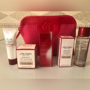 NWT Shiseido Skin Care Set with cosmetic bag